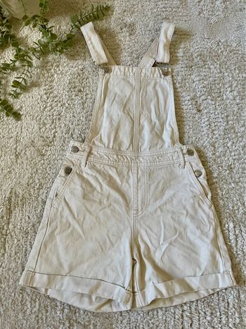 Combishort salopette en jeans