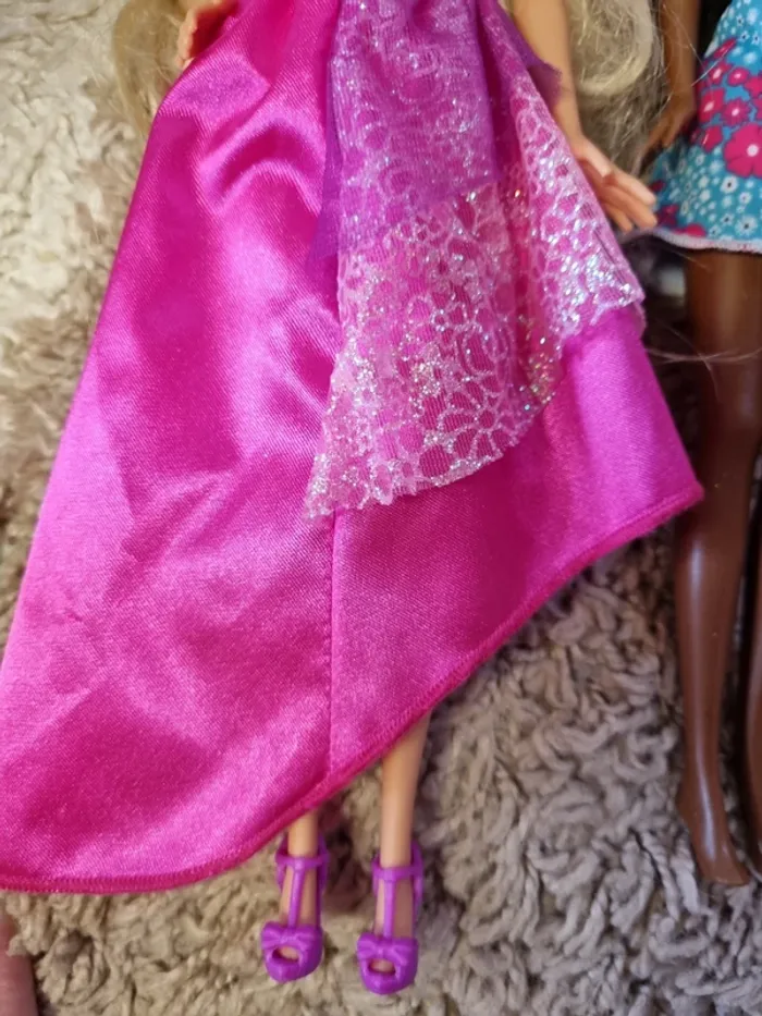 lot poupées barbies - photo numéro 4
