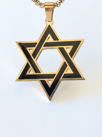 Chaîne + pendentif religieux