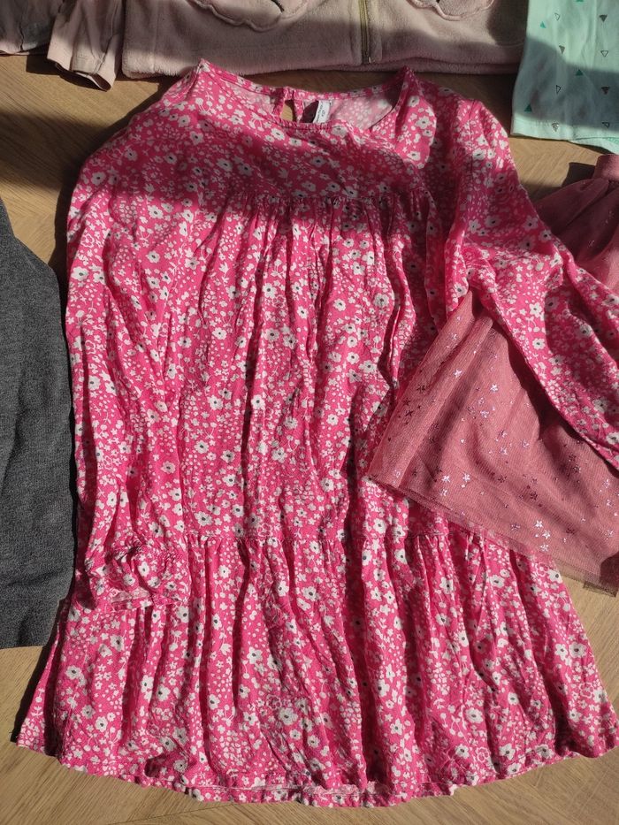 Lot de vêtements taille 8 ans - photo numéro 4