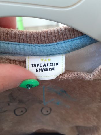 🐇Pull tape à l'oeil 6 mois🐇