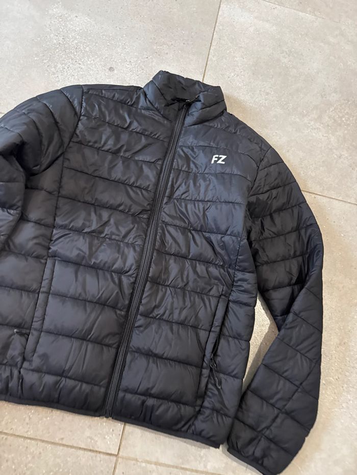 Doudoune noire FZ Forza, taille M, très bon état - photo numéro 2