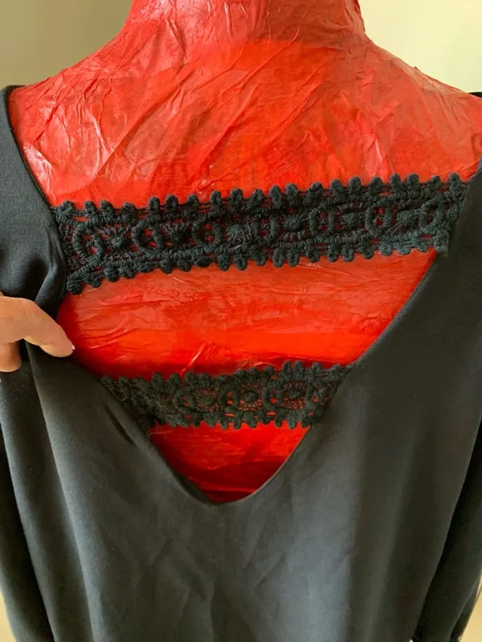 Blouse femme grand taille noire dentelle 48-54 - photo numéro 4