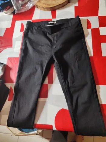 Jegging taille 40 neuf sans étiquette