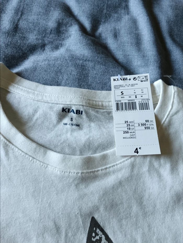 Tee-shirt Kiabi taille S neuf - photo numéro 3