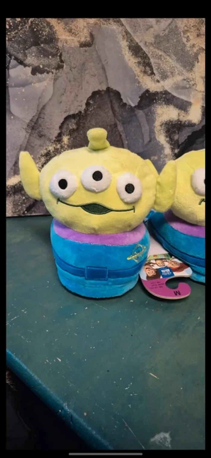 Chausson disney toy story alien taille 38 39 - photo numéro 2