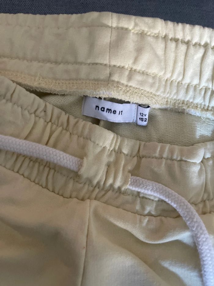 Short 12 ans neuf - photo numéro 2