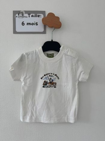 Tee shirt blanc manches courtes- taille 6 mois 🌼