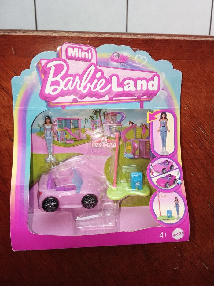 4 boîtes de jeux  Mini Barbie Land - photo numéro 6