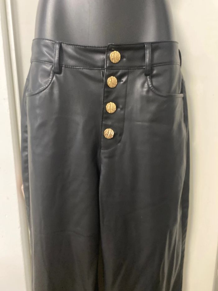 Pantalon habillé . similicuir. Zara, femme, taille S. - photo numéro 3