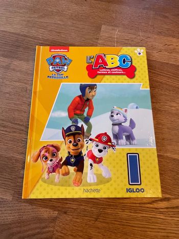 Livre La Pat Patrouille Paw Patrol L’ABC lettres chiffres formes et couleurs La lettre I Numéro 9