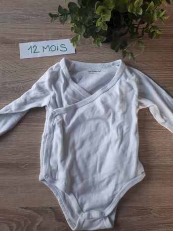 Body 12 mois