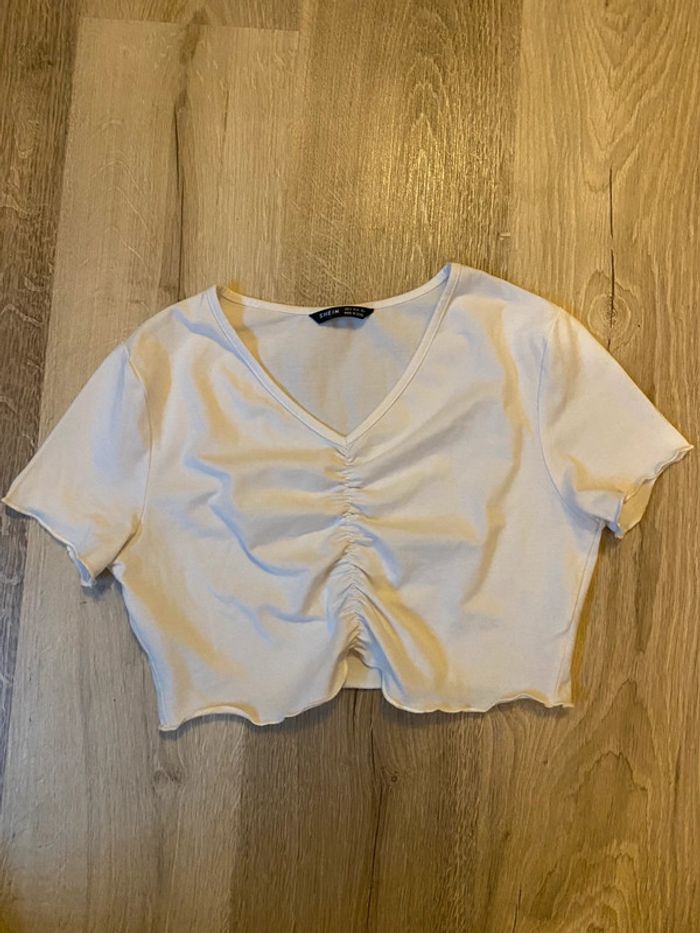 CROP, top, court blanc, col. V.