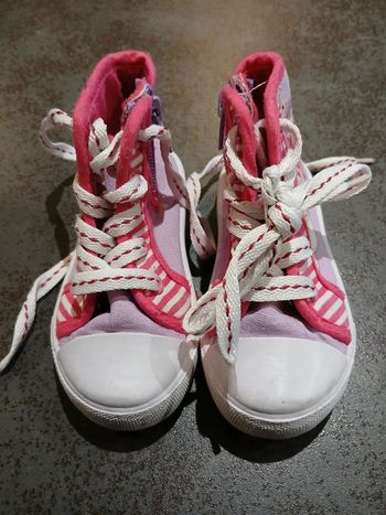 Baskets montantes en toile taille 23