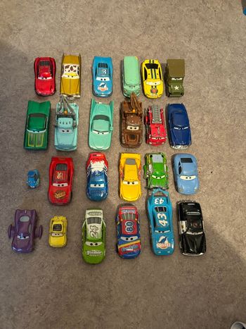 Gros lot 24 petites voiture cars