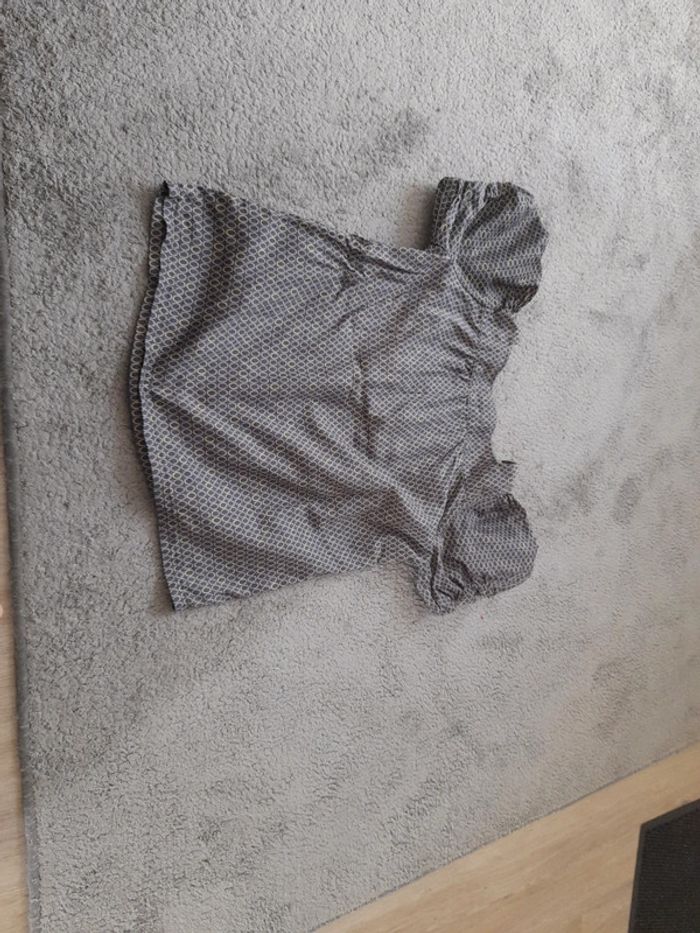 Top gris - photo numéro 4