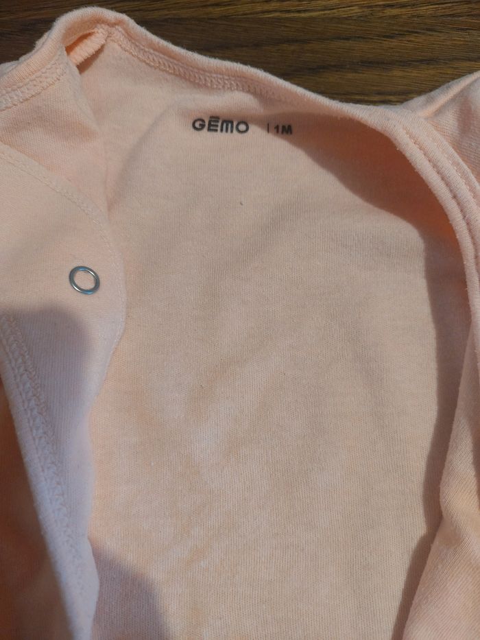 Pyjama 1 mois - photo numéro 3