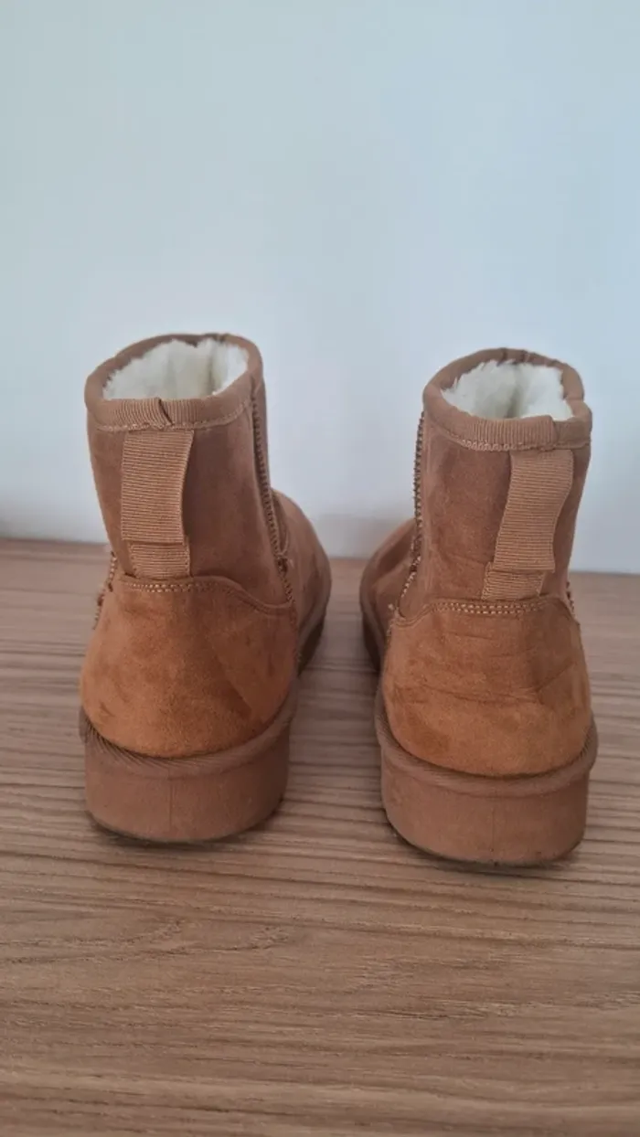 Bottes fourrées- Neuves - taille 41 - Très chaude LA paire tendance - photo numéro 6
