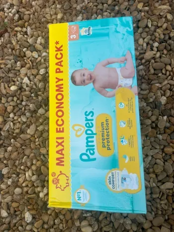 Couches Pampers Premium protection taille 3