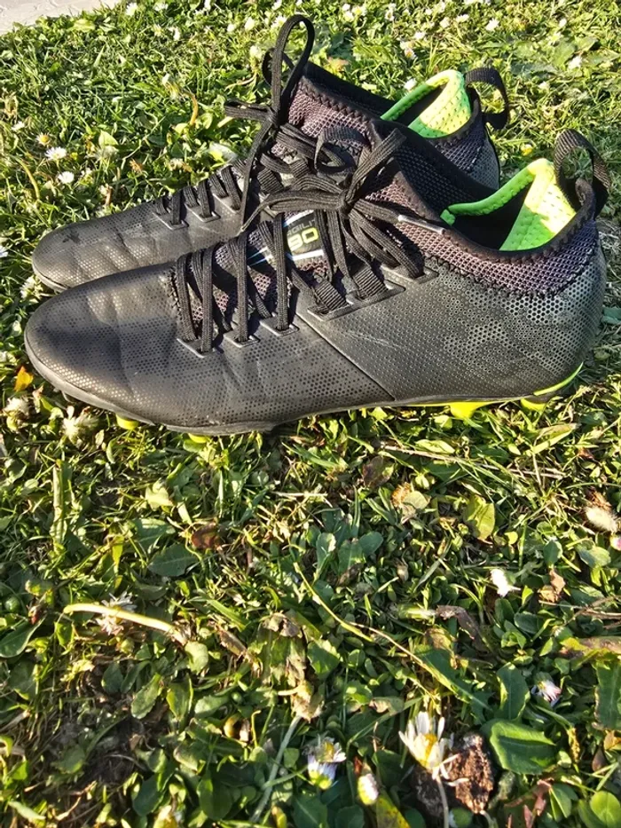 Chaussures de foot crampons