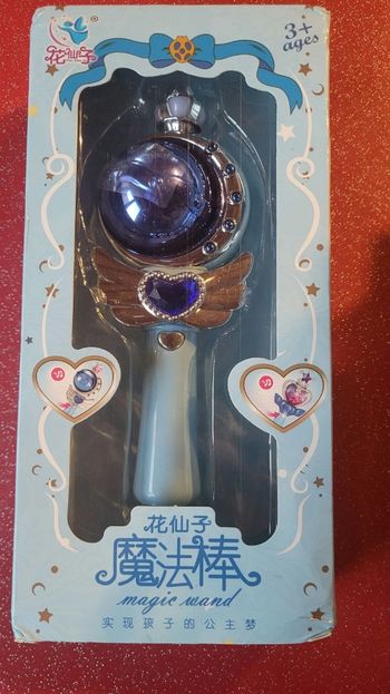 Baguette magique sons et lumières neuve jamais sortie de la boîte