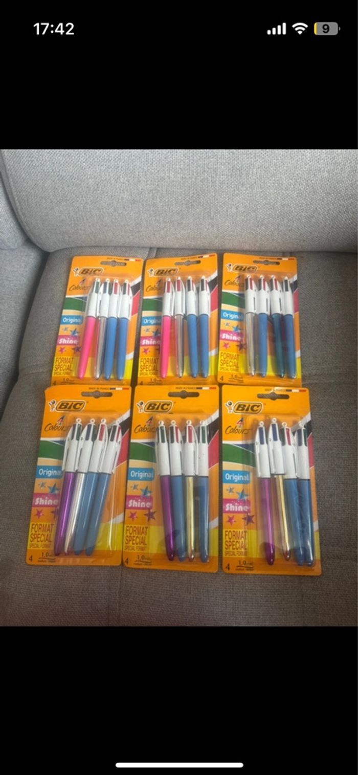 Lot stylo 4 couleurs