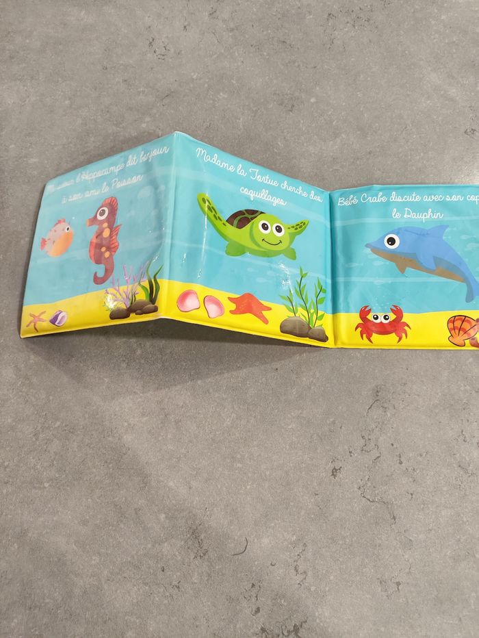 Lot de 4 livres plastifiés bébé – Thème animaux – Très bon état - photo numéro 5