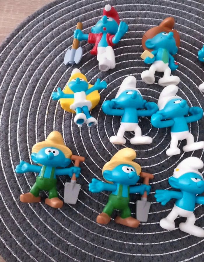 10 figurines schtroumpfs mc Donald's 2018 - photo numéro 2