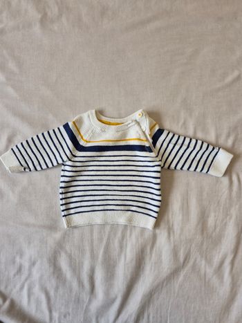 Pull rayé