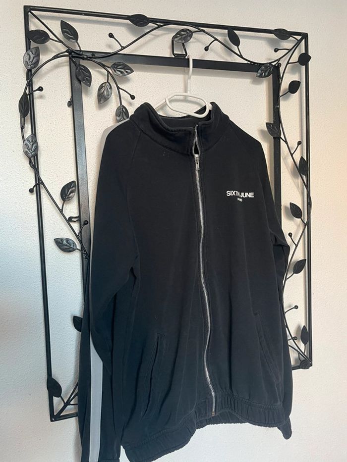Veste Sixth June