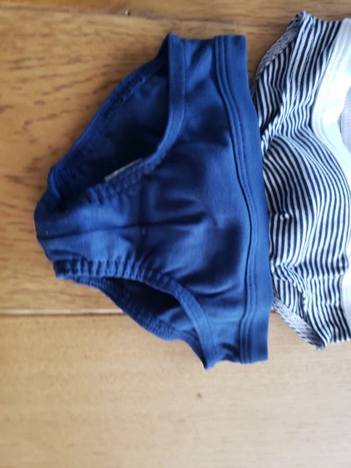 Lot de 3 slips Petit Bateau 2 ans 86 cm - photo numéro 2