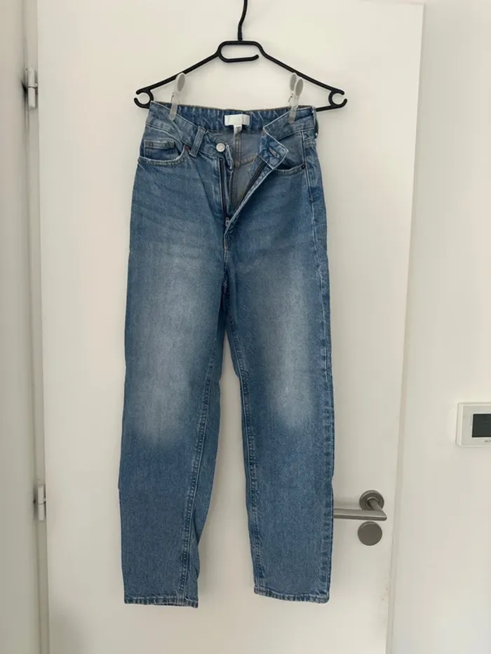 Jean mom