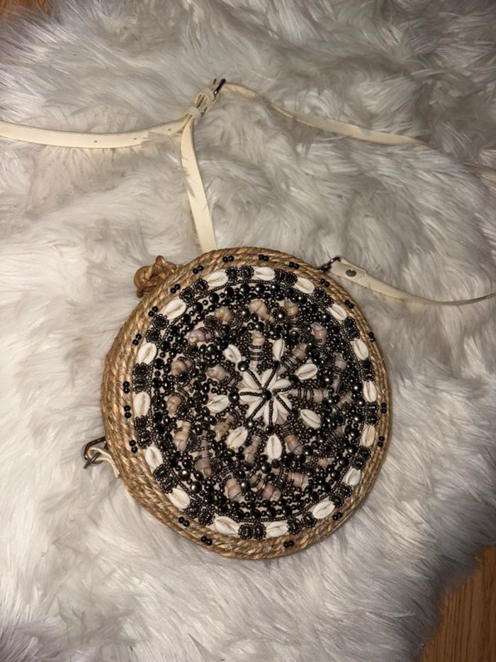 Sac en osier et coquillages Zara - photo numéro 2