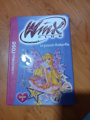 Livre la bibliothèque rose Winx Club Le pouvoir Butterflix en bon état