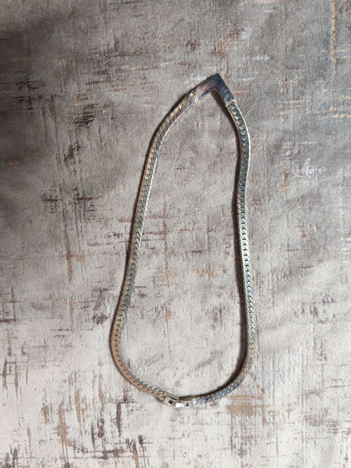 Collier en forme de V couleur argentée maillons serpent plat - photo numéro 6