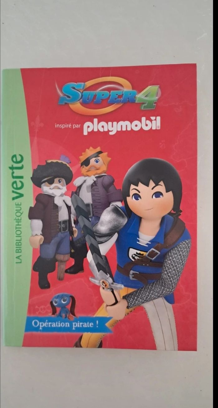 Livre enfant Super 4 Playmobil