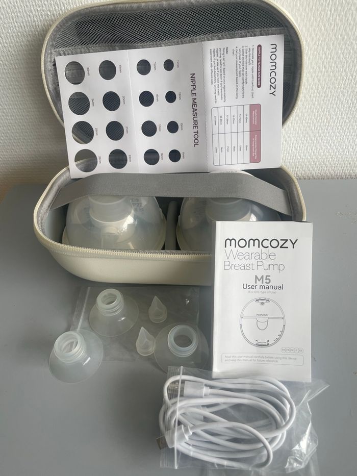 Tire-lait Momcozy M5 + sachets de conservation - photo numéro 1
