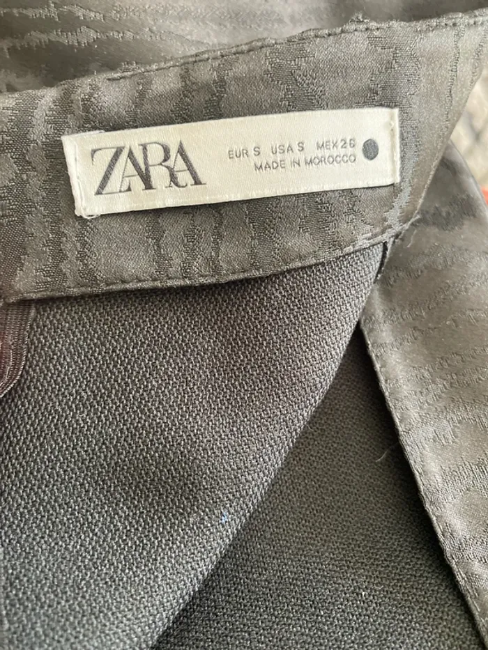 Jupe  Zara de forme original vague - photo numéro 5