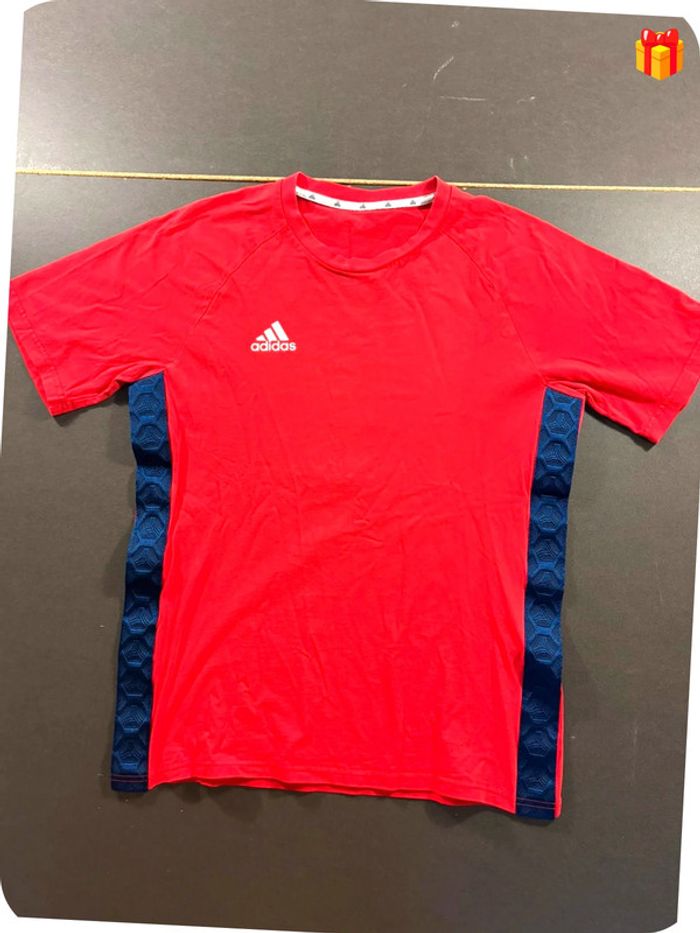 T-shirt Adidas Rouge et Bleu taille M