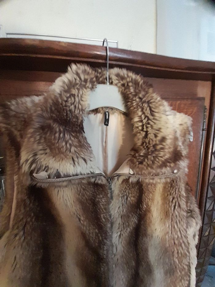 Gilet sans manches tons beiges - photo numéro 2