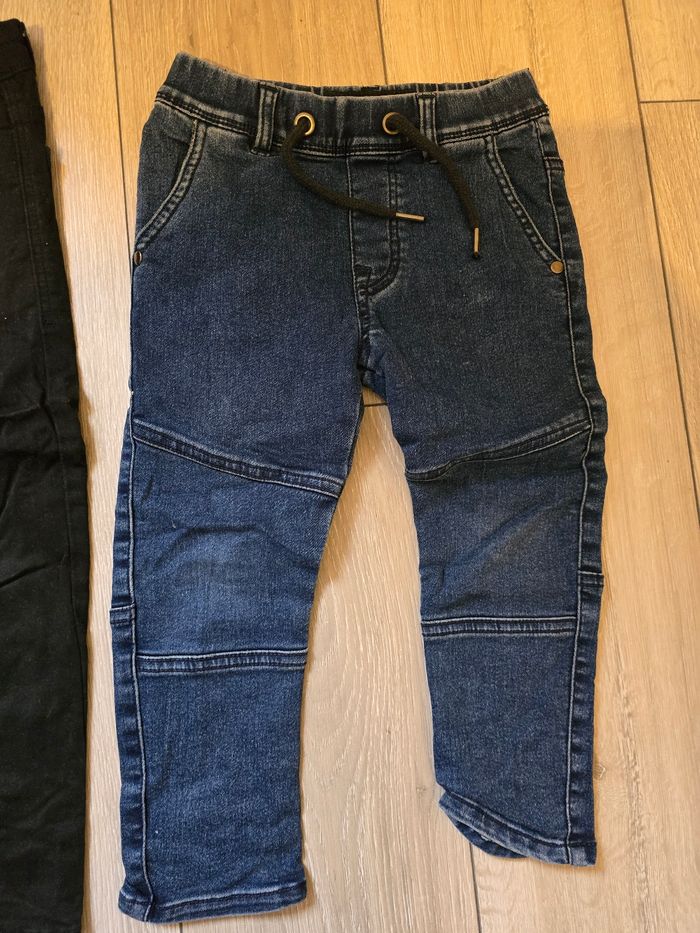 Lot pantalon 4ans - photo numéro 4