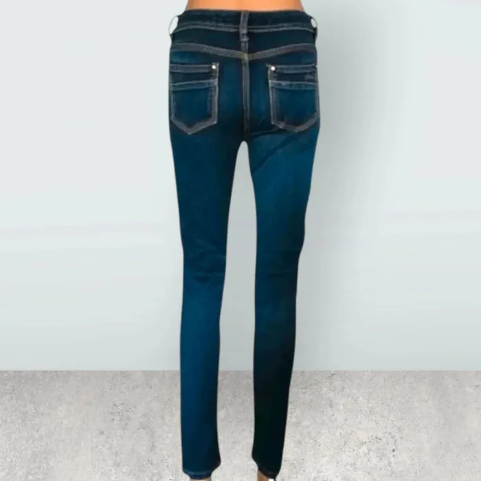 Jean Monday , coupe slim fit ,taille basse ,texture stretch - photo numéro 2