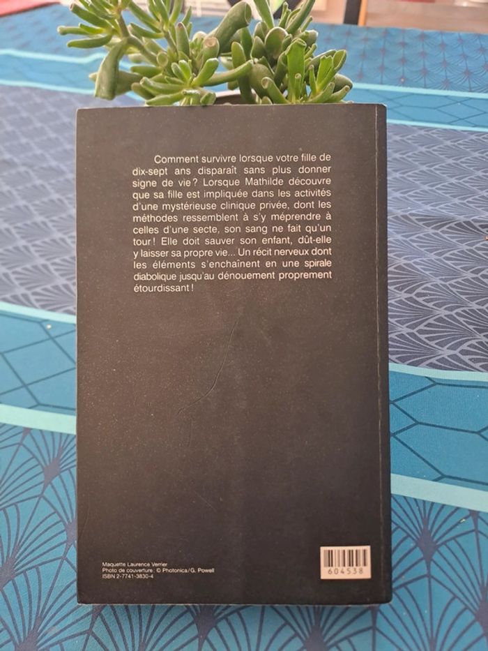 Livre La Nuit du Verseau, Laurent Botti - photo numéro 2