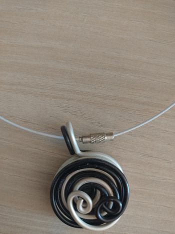 Collier fait main