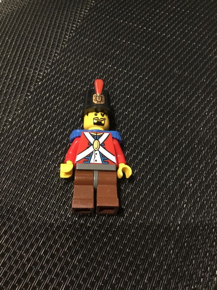Lego pirates mini figurine Garde impériale pio092 minifigure lego officiel - photo numéro 2