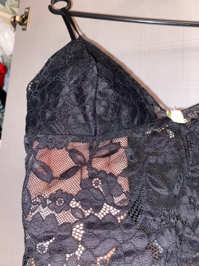Crop top en dentelle pimkie taille XS - photo numéro 2