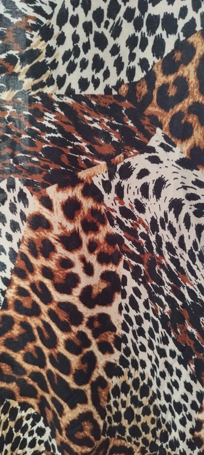 Chemisier Léopard Neuf. Taille unique. Fabriqué en France - photo numéro 5