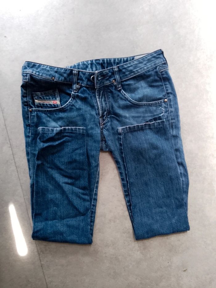 Jeans droit diesel - photo numéro 3