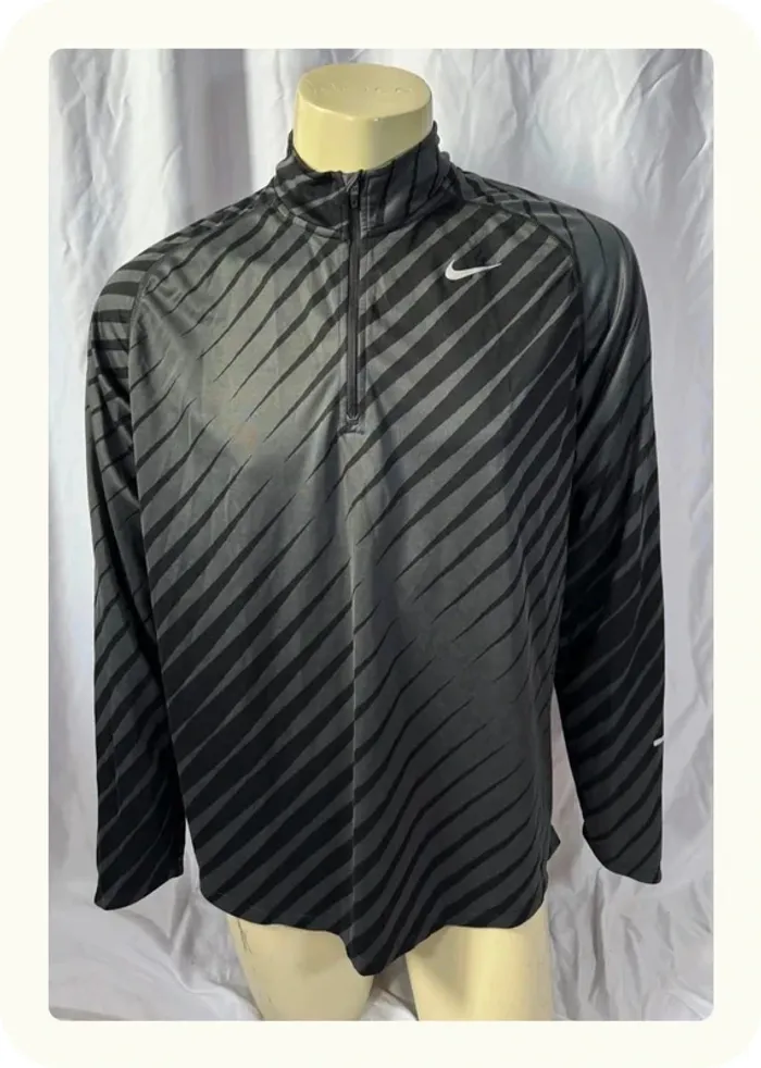 Haut manches longues sport homme Nike Taille XL