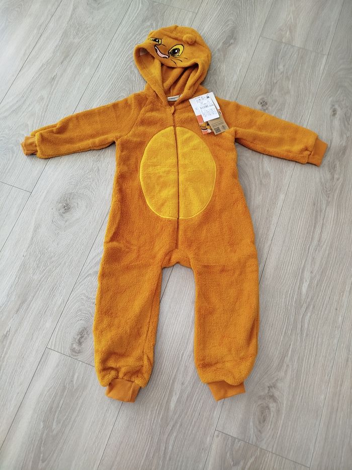 Pyjama Simba 2 ans neuf - photo numéro 2